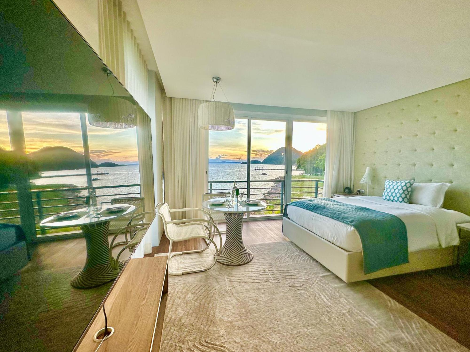 Bay Resort
